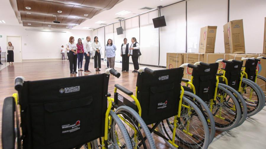 Recibe DIF Tamaulipas sillas de ruedas donadas por Fundación Teletón