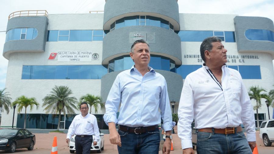 Visita Chucho Nader el Puerto de Tampico
