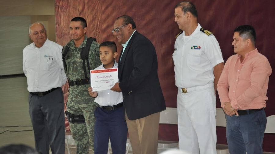 Fomenta Gobierno de Matamoros interés por la ciencia en estudiantes de diferentes niveles