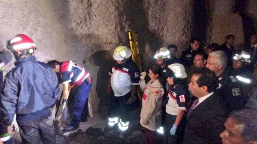Se reigistran 3 muertos en derrumbe en Huixquilucan