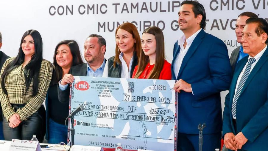 Beneficia a más de 2 Mil estudiantes convenio firmado por Carlos Peña Ortiz, CMIC y DGETI 