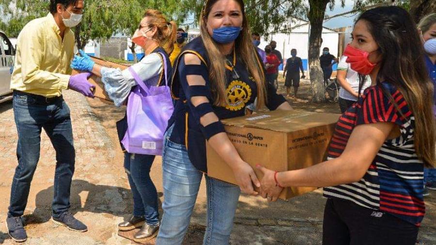 Voluntariado DIF Reynosa lleva apoyos alimentarios, productos de limpieza y orientación a la colonia Actrices Mexicanas