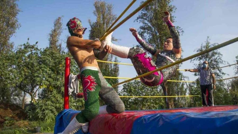 Llegan las chinampaluchas al mundo de la lucha libre