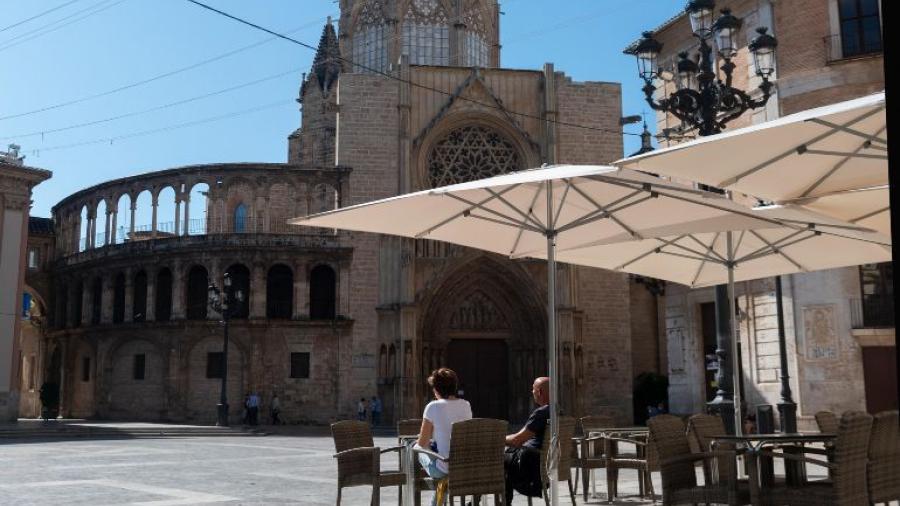 Turistas extranjeros podrán entrar en España a partir de julio