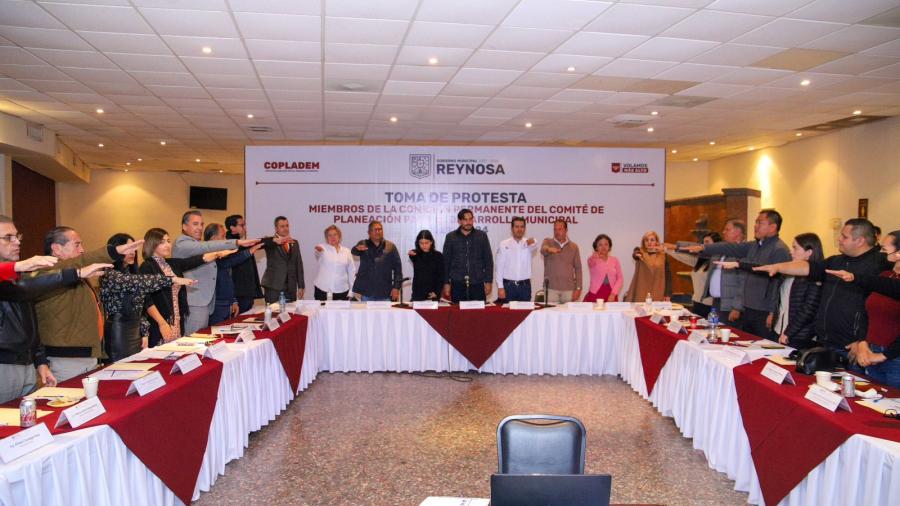 Rindió protesta ante Alcalde Comisión Permanente del COPLADEM