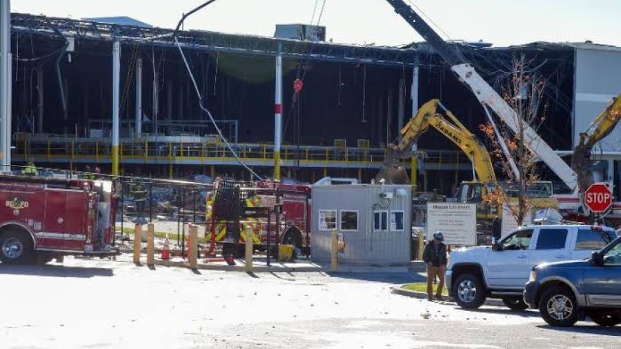 Dos muertos tras colapso de barda en Amazon