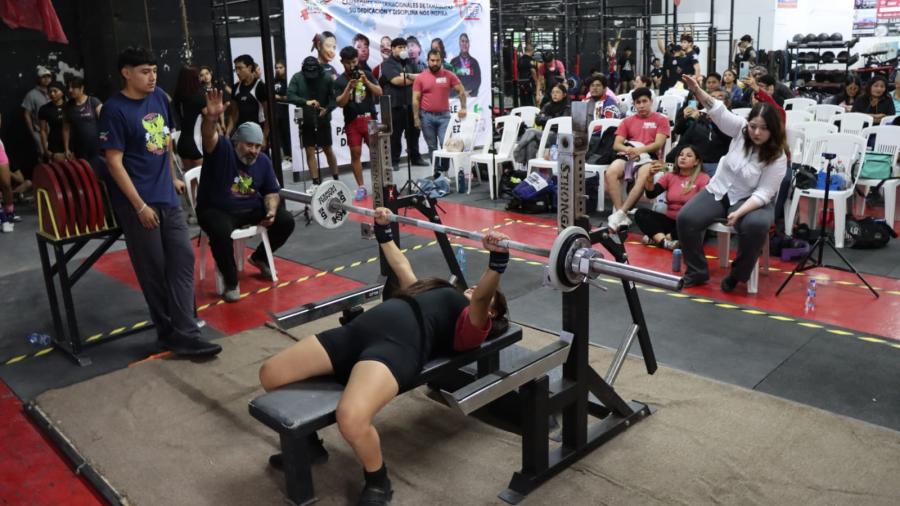 Se realizó con éxito el Torneo Estatal de Powerlifting con el apoyo de Carlos Peña Ortiz