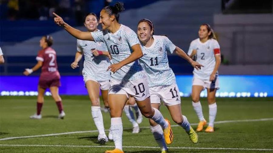  Tri Femenil logra medalla de oro en los Juegos Centroamericanos y del Caribe