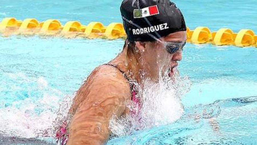 Melissa Rodríguez gana bronce en TYR Pro Swim Series