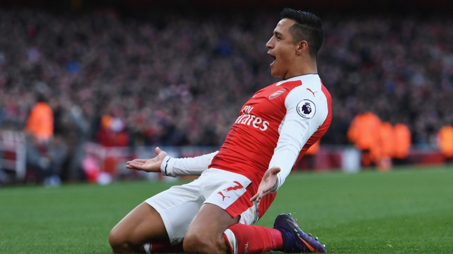 Alexis Sánchez llevó al Arsenal a la victoria en el derbi londinense