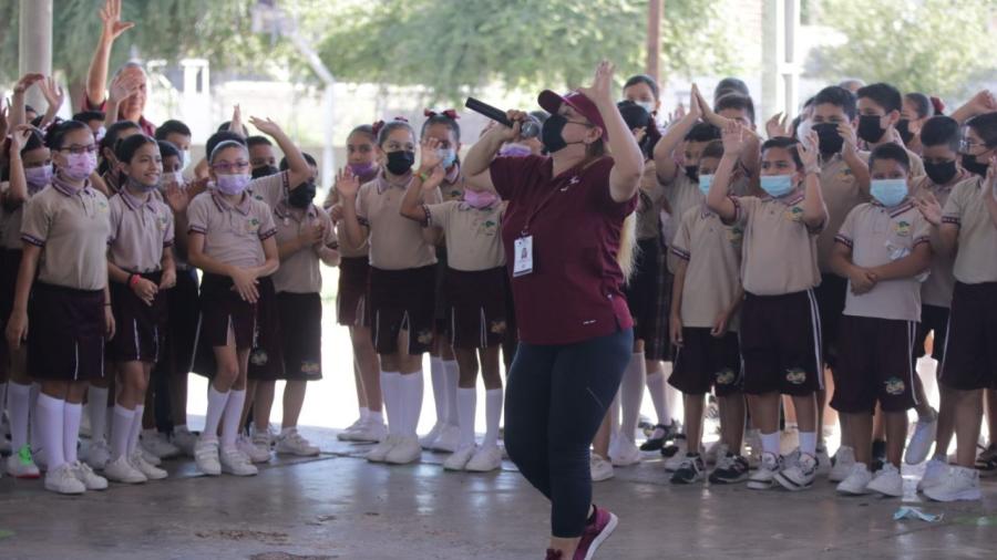 Llevar&aacute; direcci&oacute;n de educaci&oacute;n &ldquo;Brigadas UNE&rdquo; a primarias de Nuevo Laredo
