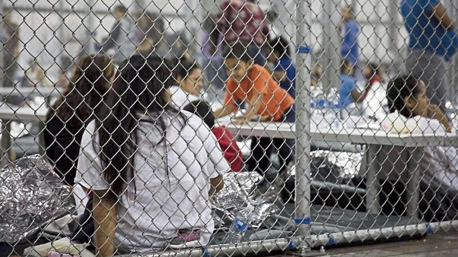 Famosos piden ayudar a niños migrantes en EU