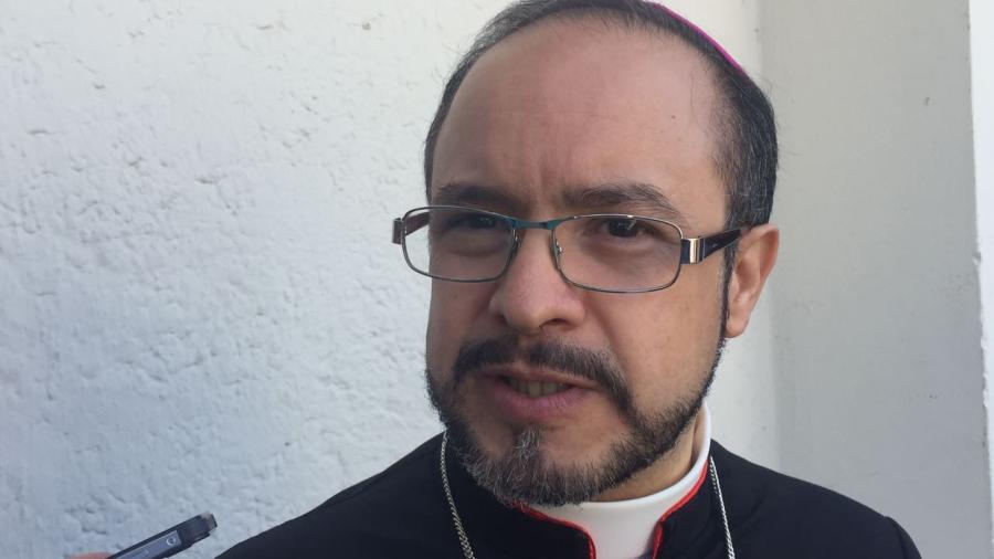 Confirma obispo ataques a sacerdotes 