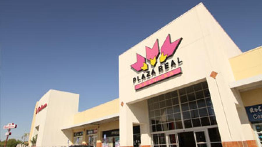 Instala Plaza Real centro de acopio para damnificados
