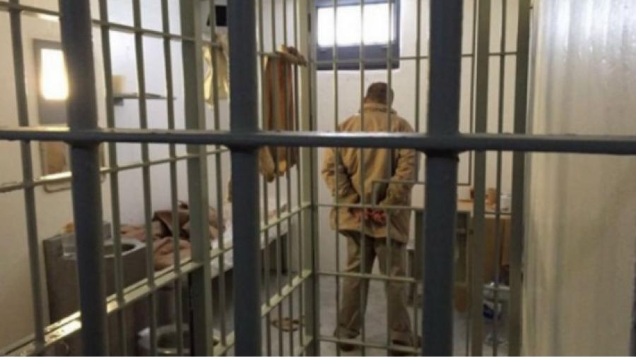Denuncia 'El Chapo' que lo acosan sexualmente en prisión
