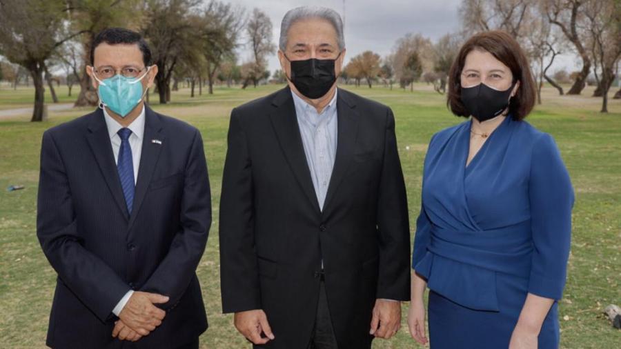 Previenen los dos Laredos arribo de migrantes 