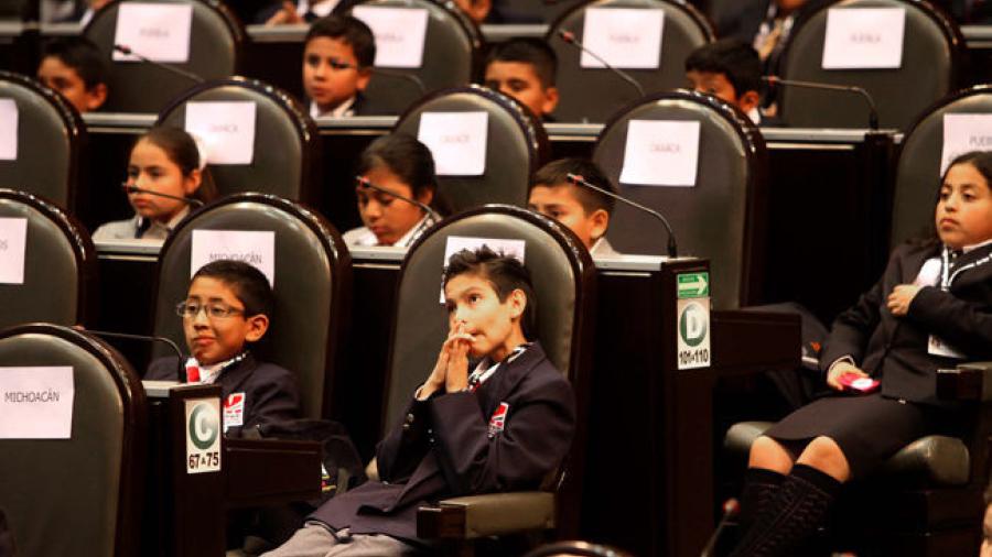 Piden mayor atención para combatir la violencia en Parlamento de las Niñas y los Niños de México