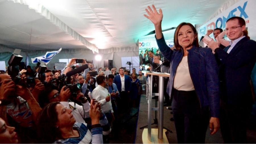 Josefina registra candidatura al Gobierno de Edomex
