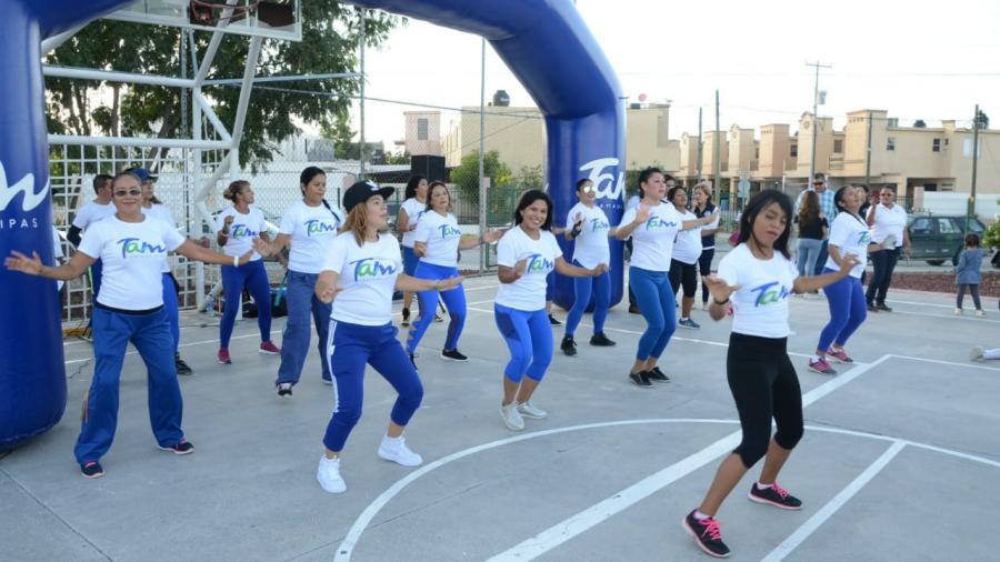 Contribuye zumba en la formación de familias fuertes y unidas