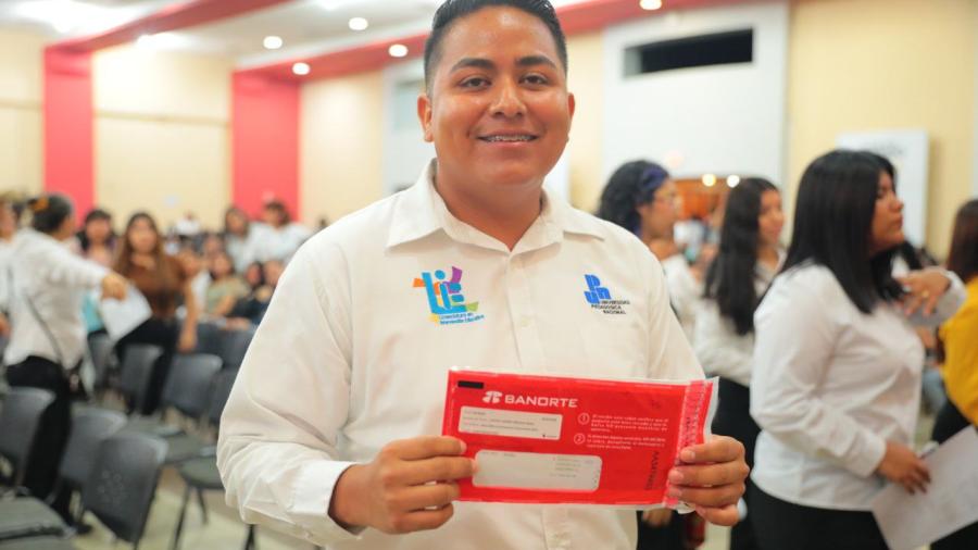 Llaman a estudiantes beneficiarios de la Beca Juntos por la Excelencia Universitaria a presentar boleta de calificaciones