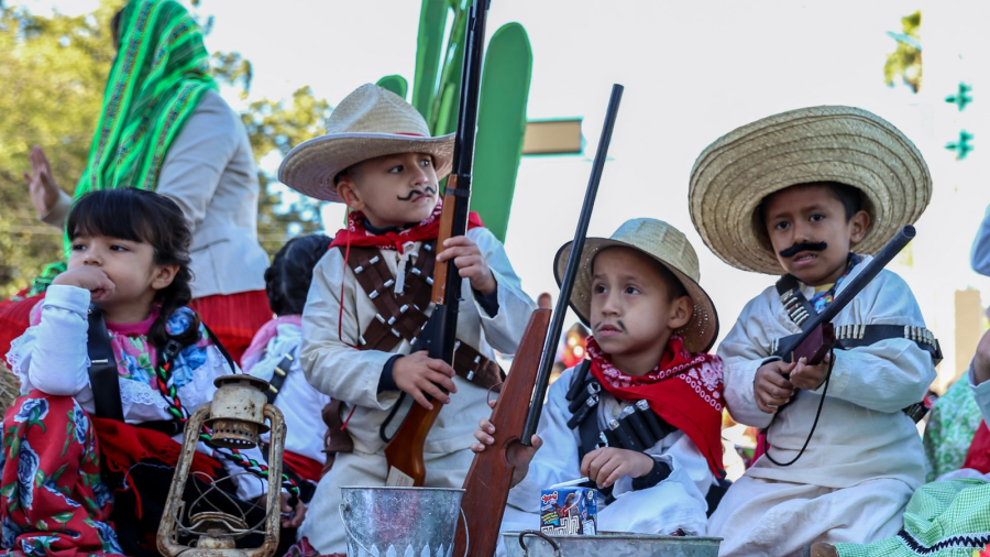 Todo listo para desfile del 107 Aniversario de la Revolución Mexicana