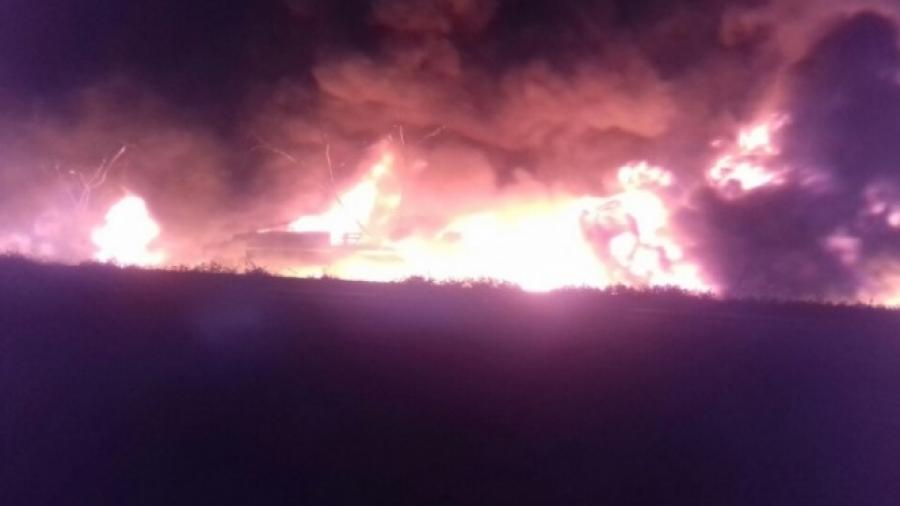 Carretera Matamoros-Reynosa cerrada por choque y explosión