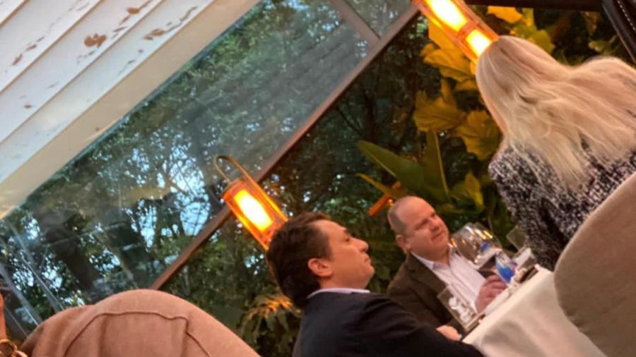 Captan presuntamente a Emilio Lozoya en un restaurante de las Lomas