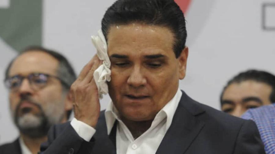 Frenan Orden de Captura Contra Silvano Aureoles; Conceden Suspensión Provisional a Exgobernador