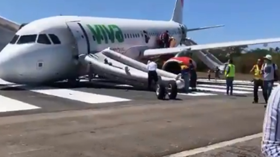 Avión de Viva Aerobus presenta falla antes de despegar en Puerto Vallarta