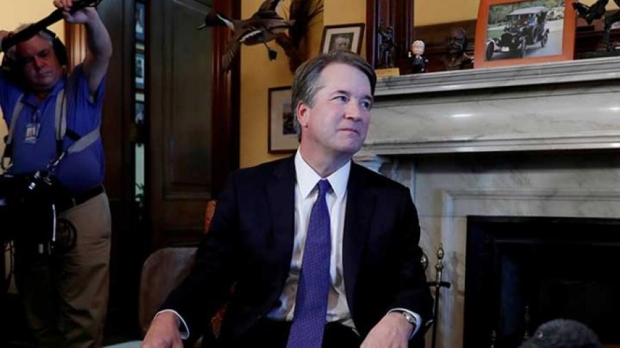 Aparece tercera mujer contra Kavanaugh por abuso sexual