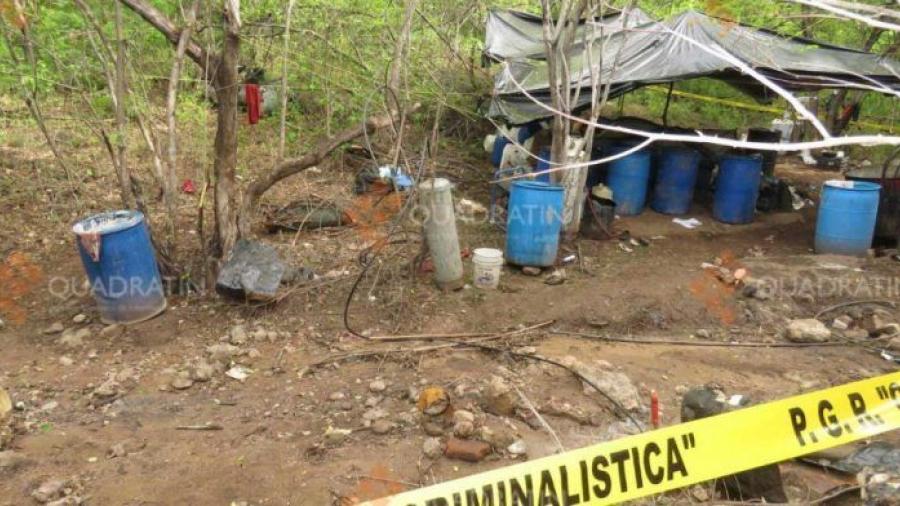 Localizan tres laboratorios de droga en La Unión, Guerrero