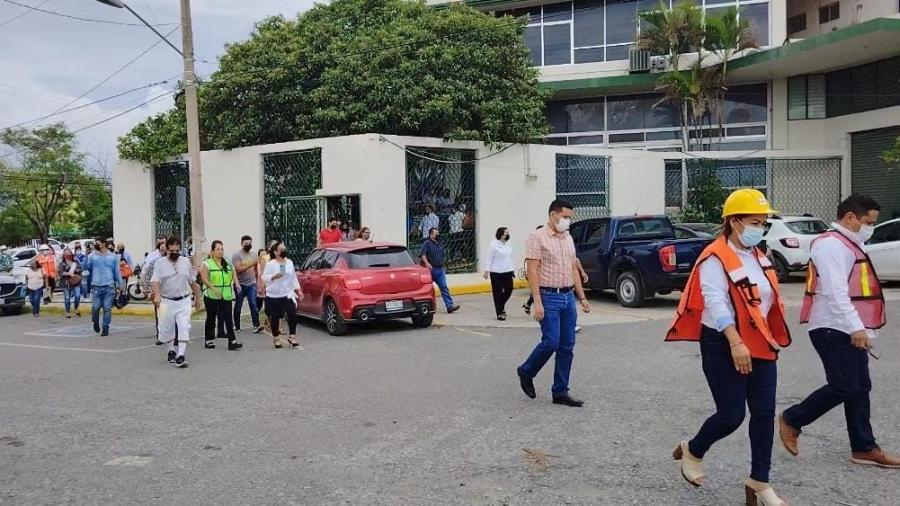 Construye Gobierno Municipal 23 mil metros lineales de banquetas 