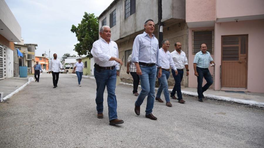 Inaugura Chucho Nader otra vialidad en la colonia Los Pinos