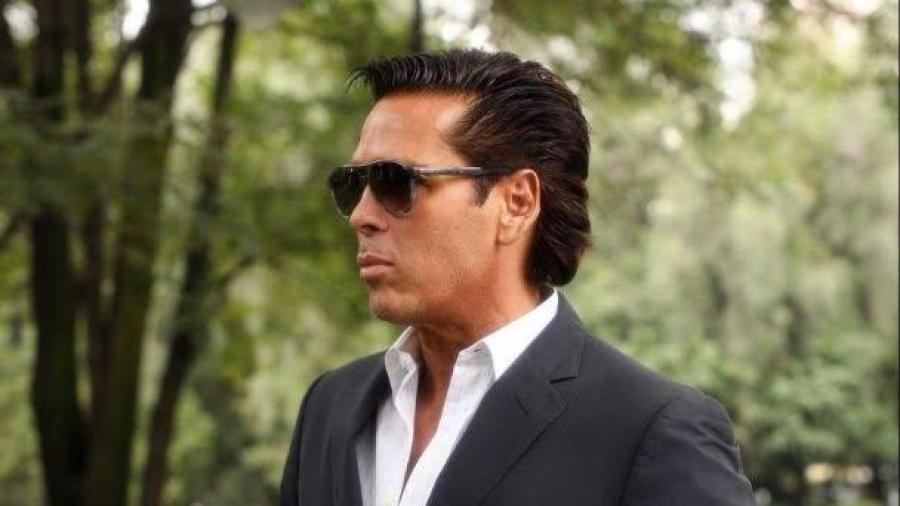 Palazuelos se retira de proceso a pre candidato de MC en QRoo