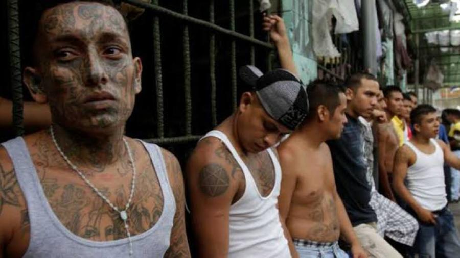 Van 50 mil detenidos en "guerra" contra pandillas en El Salvador