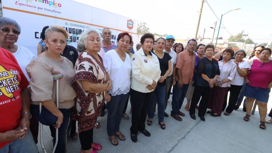 Servimos todos los d&iacute;as con gran amor a Tampico: Magda Peraza