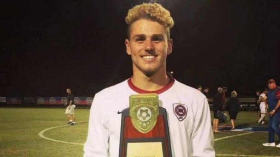 Fallece futbolista alemán por ataque de tiburones