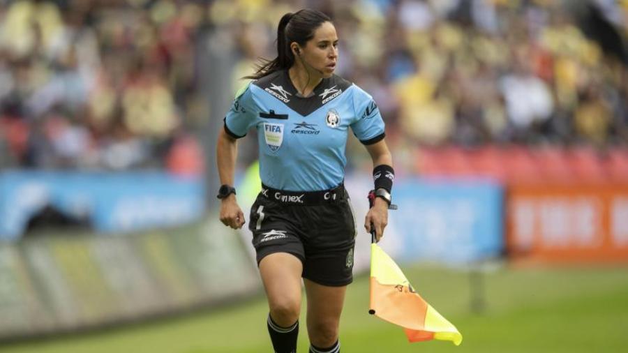 ¡Histórica! Karen Díaz, la silbante mexicana que debutó en Qatar 2022 
