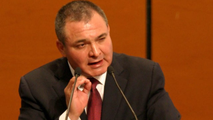 Garc&iacute;a Luna responde a acusaciones de &ldquo;El Rey&rdquo; Zambada