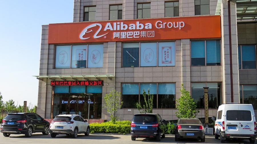 Donald Trump considera la prohibición de la empresa china “Alibaba” en EU