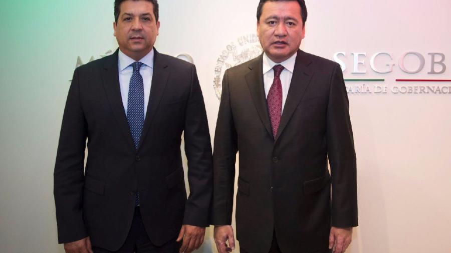 El gobernador Cabeza de Vaca se reúne con Osorio Chong 