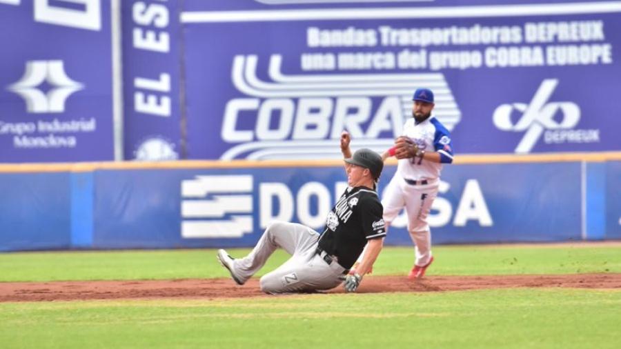 Toros apalean 12-4 a los Acereros para asegurar la serie