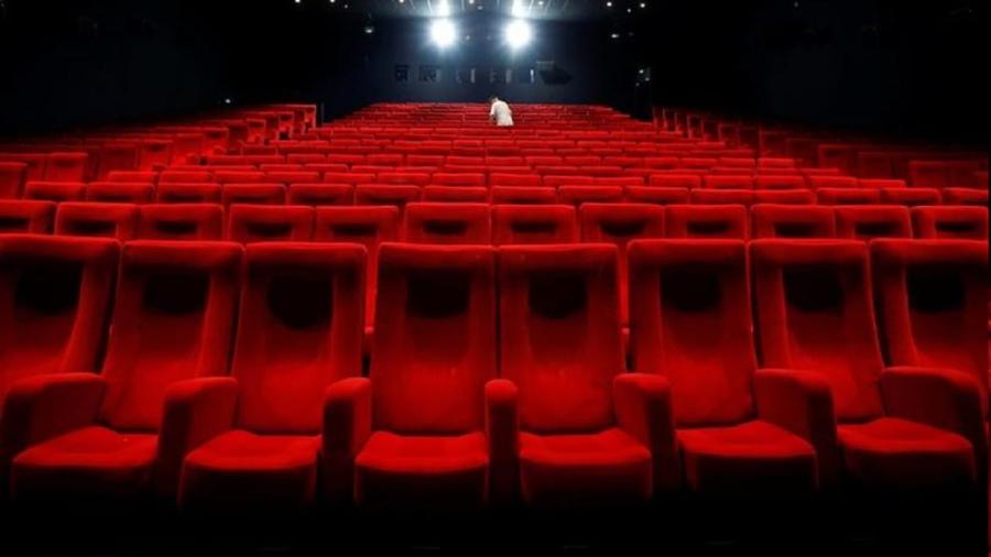 China se prepara para la reapertura de salas de cine 