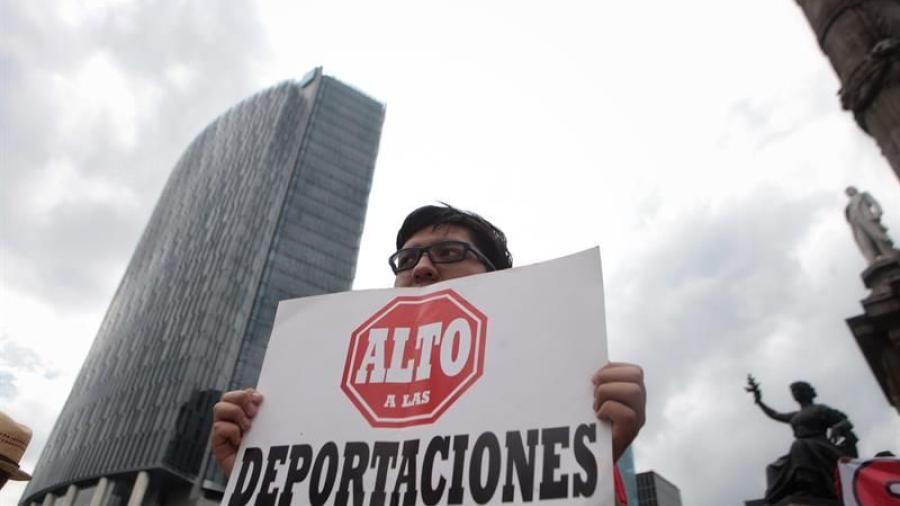 Logra mexicano postergar deportación desde EEUU por la ayuda de líderes religiosos