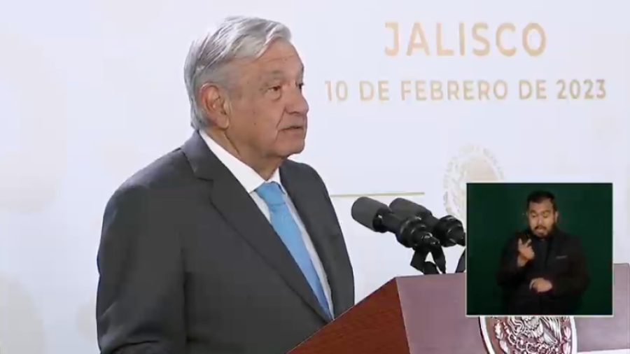 Banxico debería ocuparse del crecimiento económico, no sólo de la inflación: AMLO