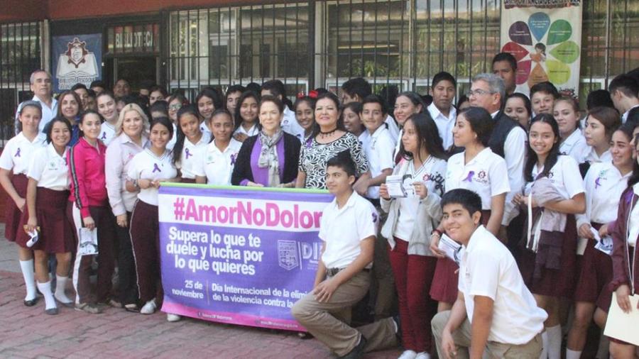 DIF Matamoros lleva programa “#AmorNoDolor a secundarias