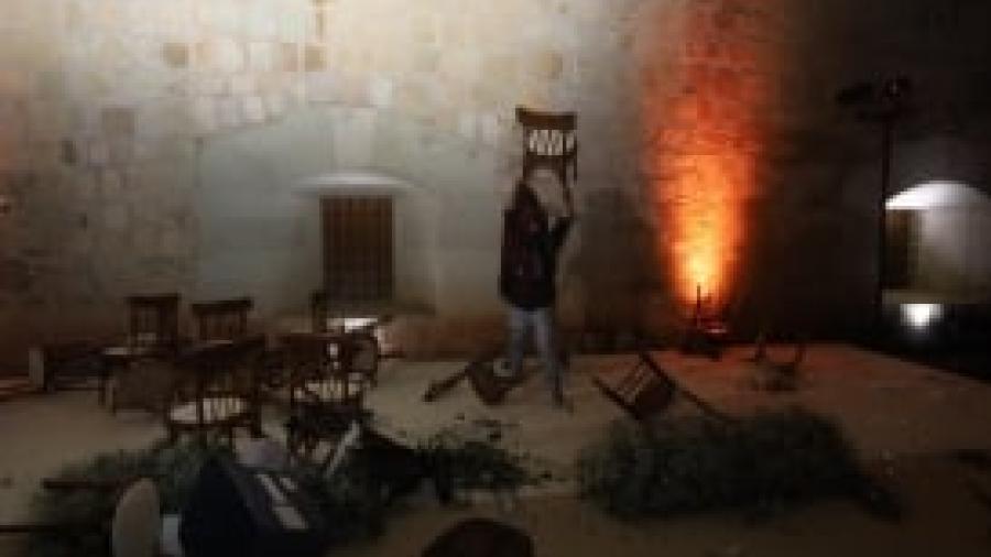 Maestros interrumpen boda de Elba Esther Gordillo