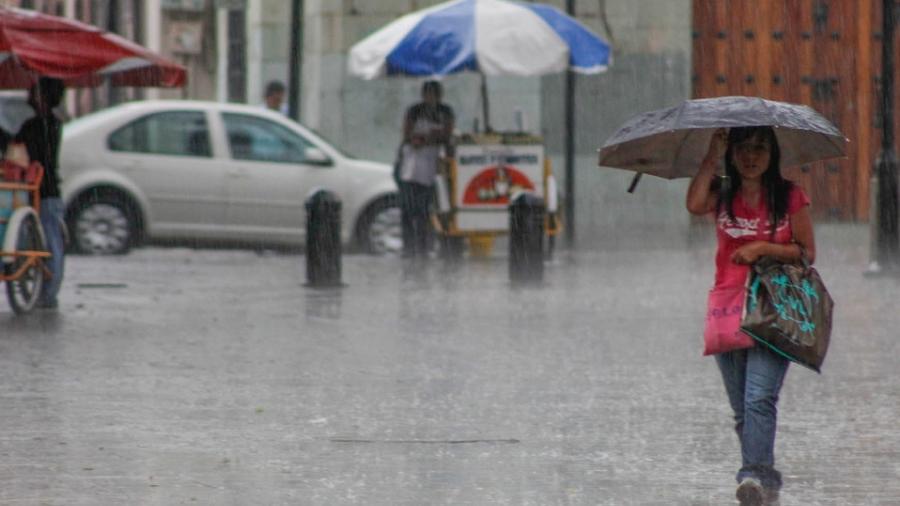 Fernand toca Tamaulipas, mantendrá lluvias todo el día