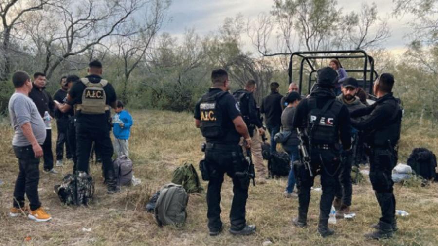 Rescatan a 15 migrantes secuestrados en Coahuila