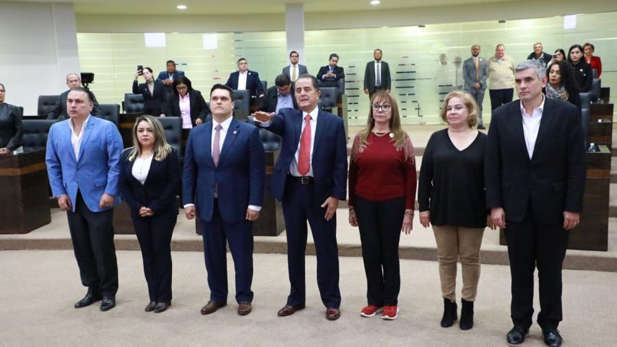 Avalan Diputados reformas en materia de obra pública